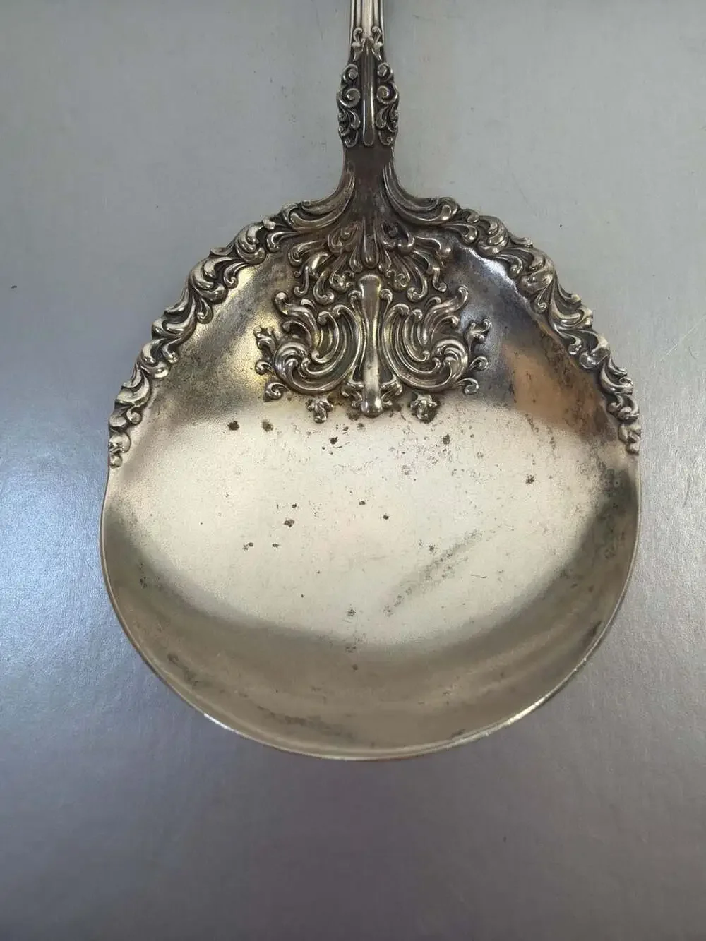 1847 Rogers Bros Avon Pattern‎ Silverplate Berry Serving Spoon 9